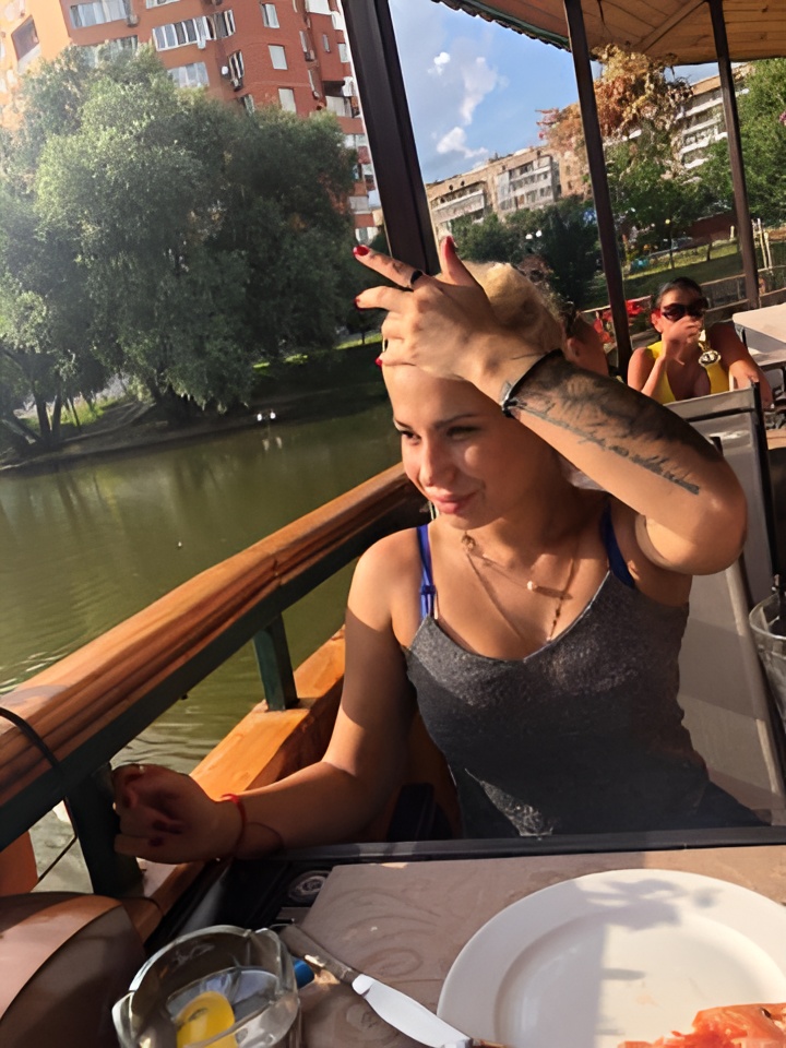 Индивидуалка Арина, доступна для личного знакомства от 10000 руб