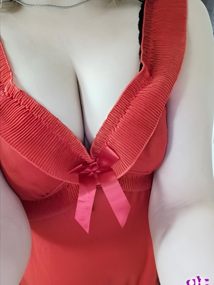 Елена привлекательная девушка из Нижневартовска цена от 5000 руб