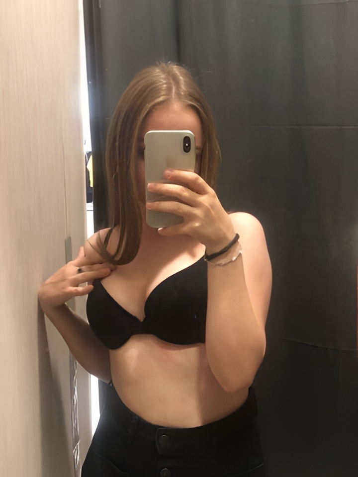 Хельга привлекательная девушка из Нижневартовска цена от 10000 руб