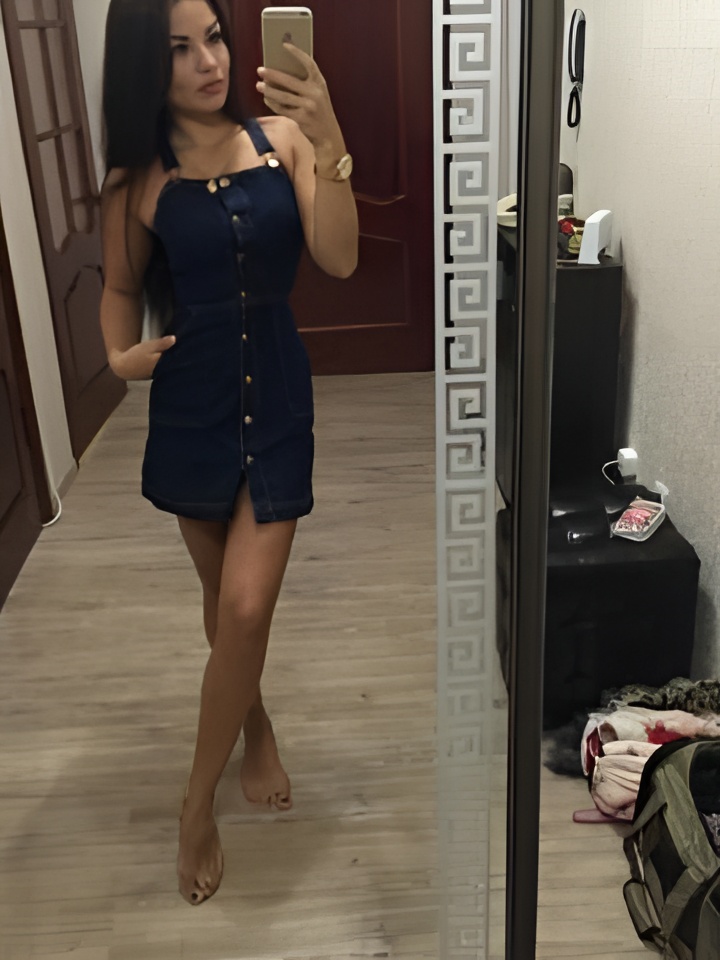 Лина привлекательная девушка из Нижневартовска цена от 4000 руб