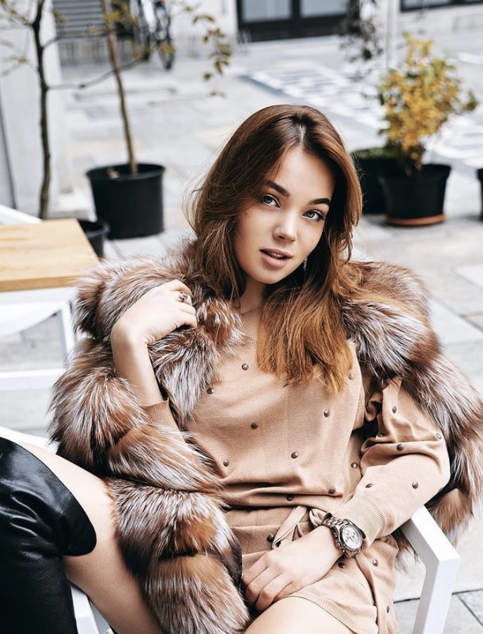 🎥 АЛЕВТИНА привлекательная девушка из Нижневартовска цена от 7000 руб