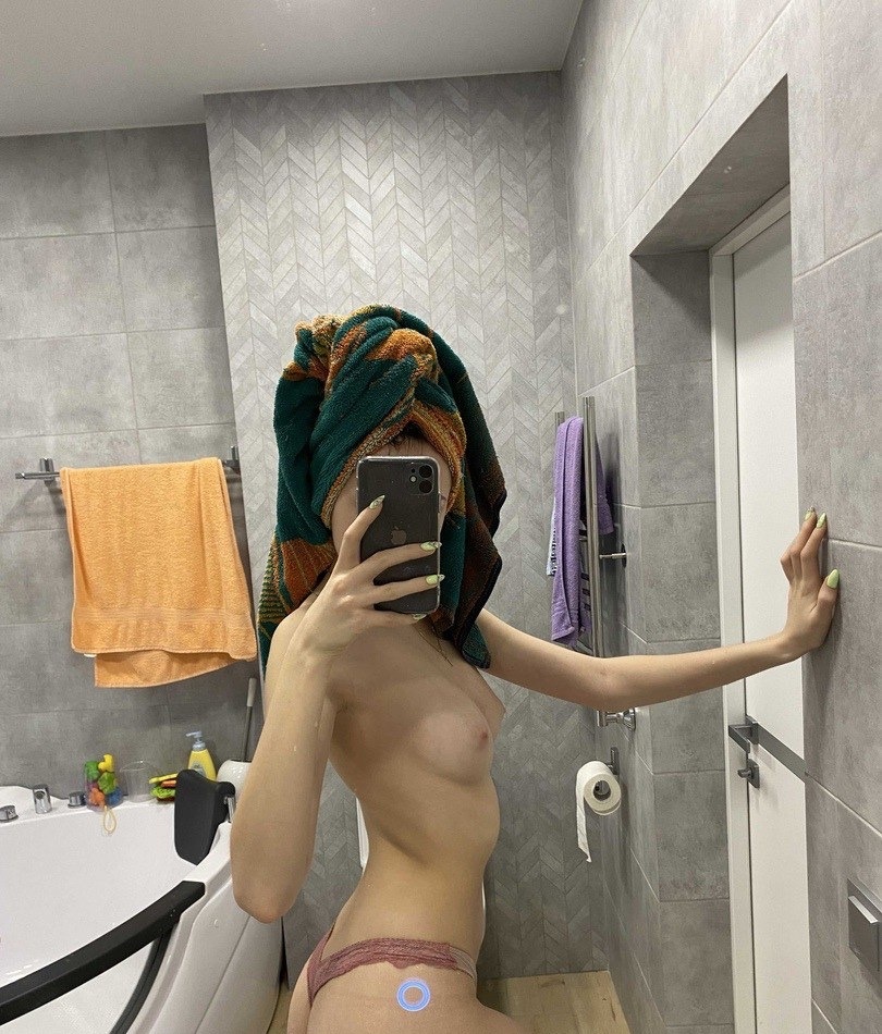 Радочка привлекательная девушка из Нижневартовска цена от 5000 руб