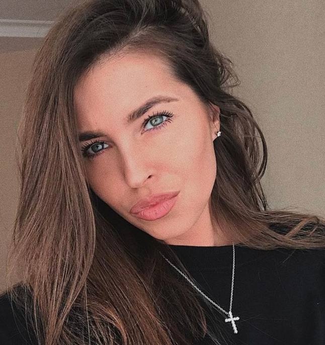 Ираида привлекательная девушка из Нижневартовска цена от 6000 руб