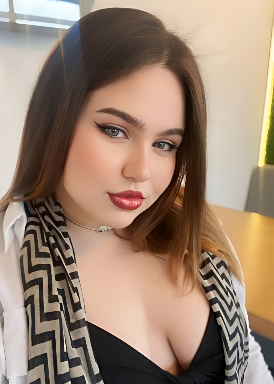 Ульяна привлекательная девушка из Нижневартовска цена от 6000 руб